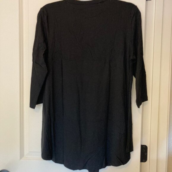 NWT BAISHENGGT Black V-Neck 3/4 Sleeve Flowing Tunic, Large, but runs small - Picture 2 of 6